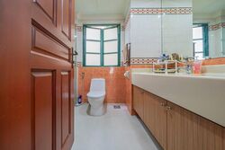 Hillview Heights (D23), Condominium #571005581